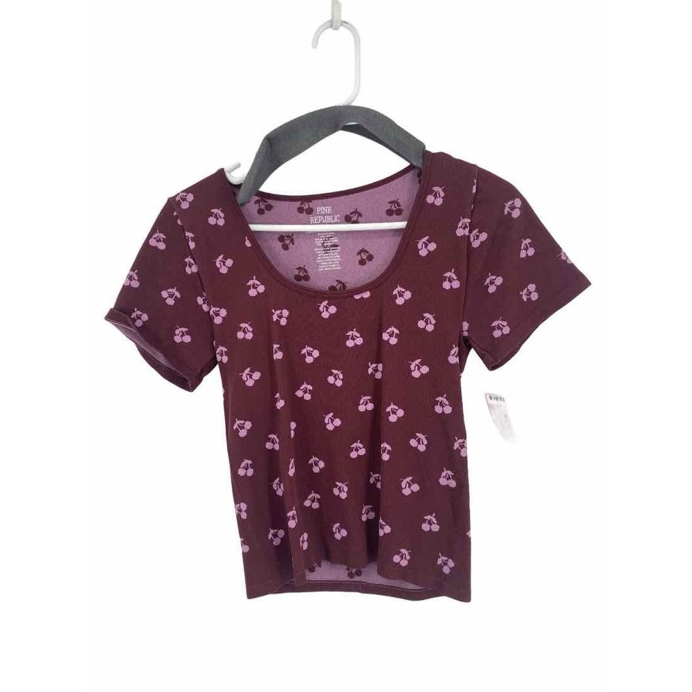 Pink Republic Ladies Size XL Shirt